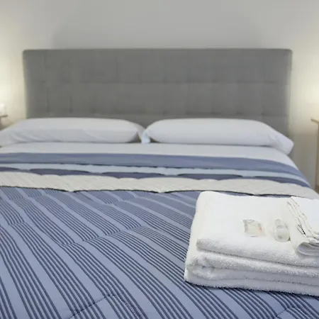 Bed & Breakfast De Michele 3*